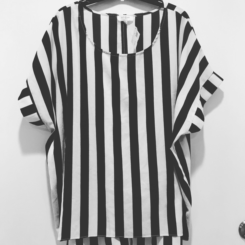 BNWT Umgee Striped Top